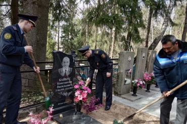 Место захоронения ветерана Великой Отечественной войны благоустроено и приведено в порядок
