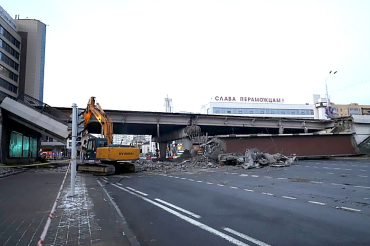 Из-за обрушения части моста над Немигой в Минске меняется схема движения транспорта