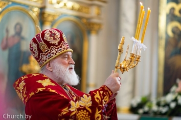 Сегодня вечернее богослужение в Спасо-Преображенском соборе возглавит Патриарший Экзарх всея Беларуси